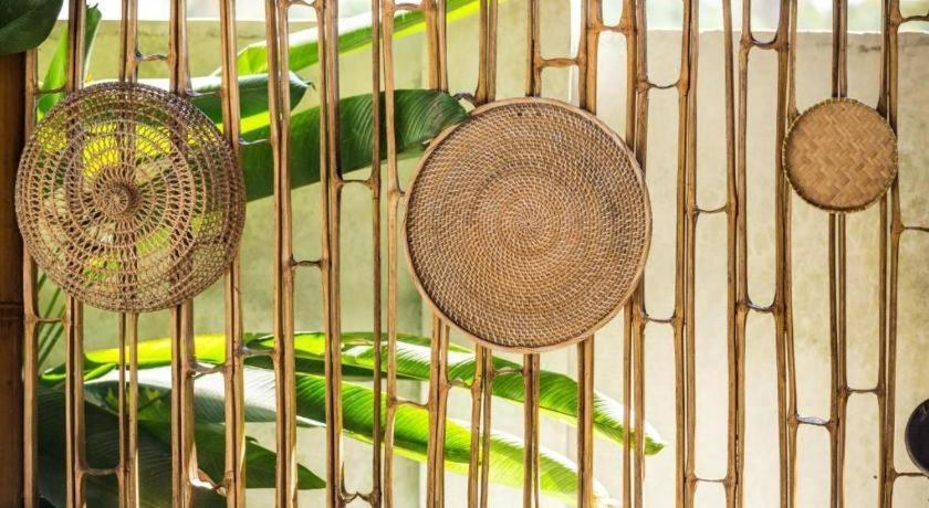 Burung Authentic 3-bedroom Bamboo With Private Pool Gili Air