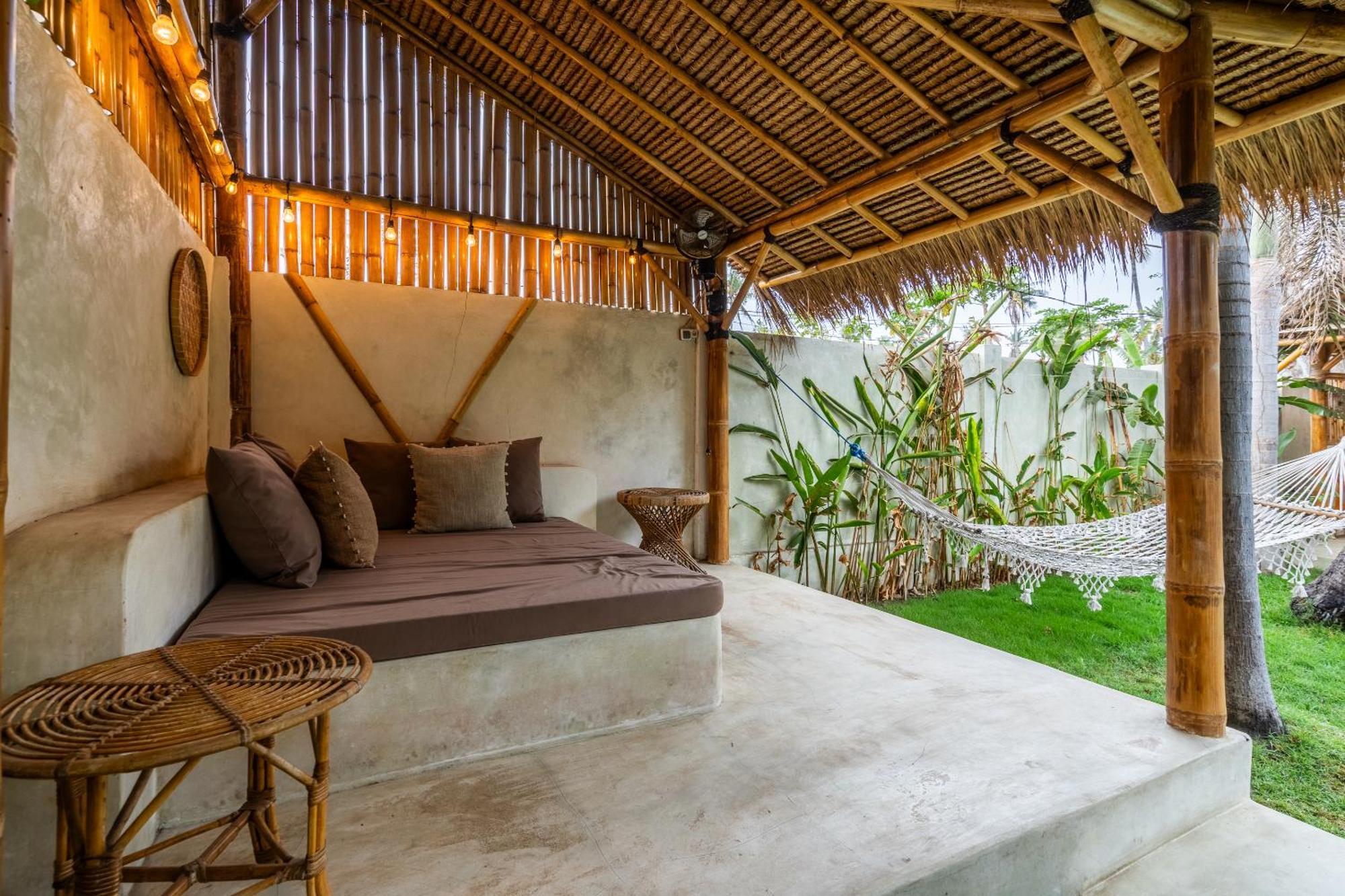 Burung Authentic 3-bedroom Bamboo With Private Pool Villa *