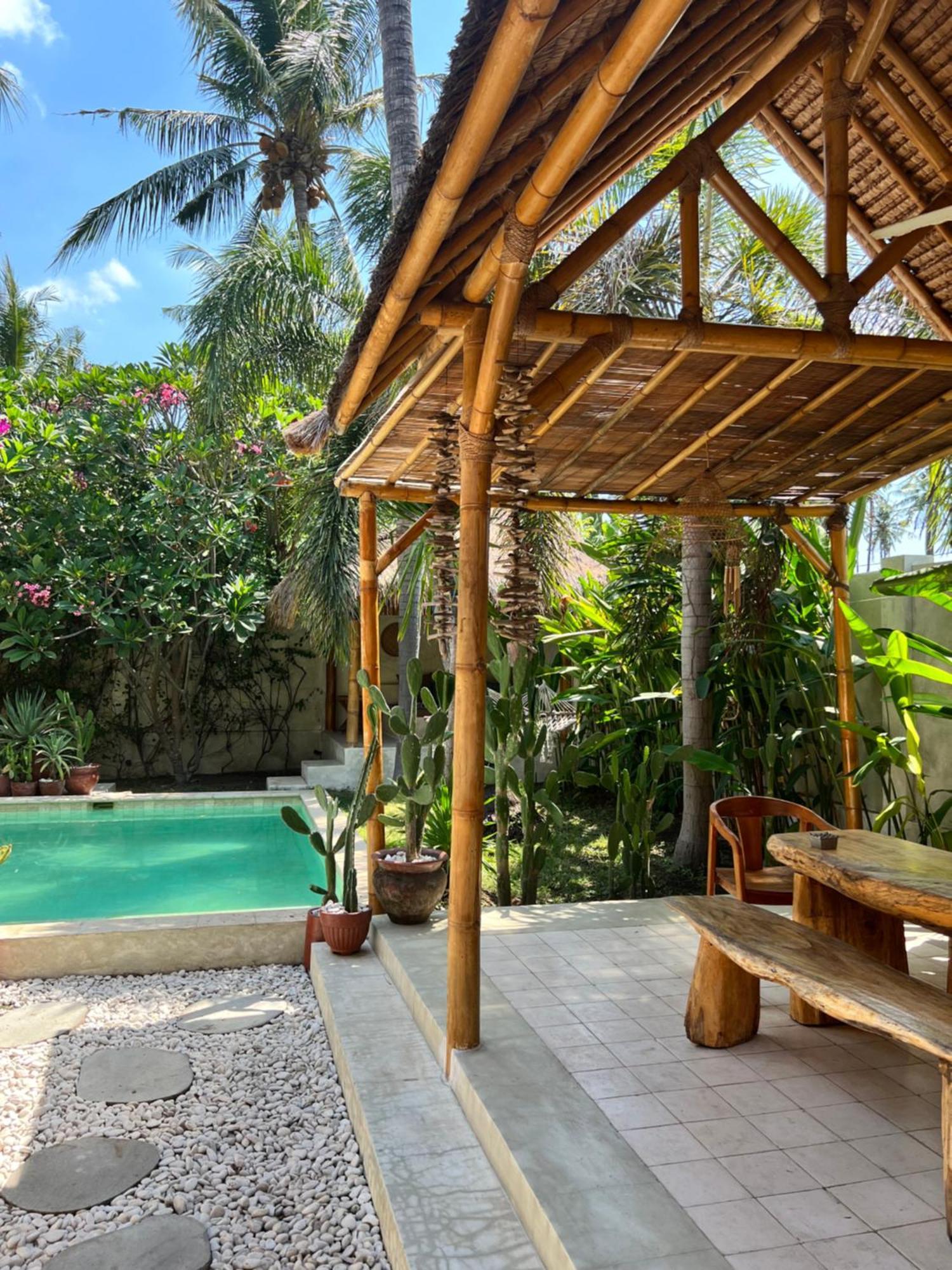 Burung Authentic 3-bedroom Bamboo With Private Pool Villa